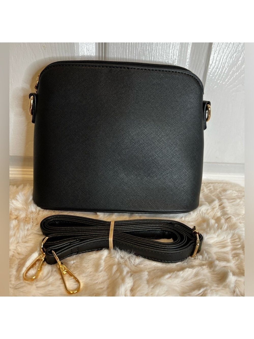 ITALIA NOMAD FIVE PIECE NAVY BLUE AND BLACK SHOULDER BAGS SET - Picture 7 of 16